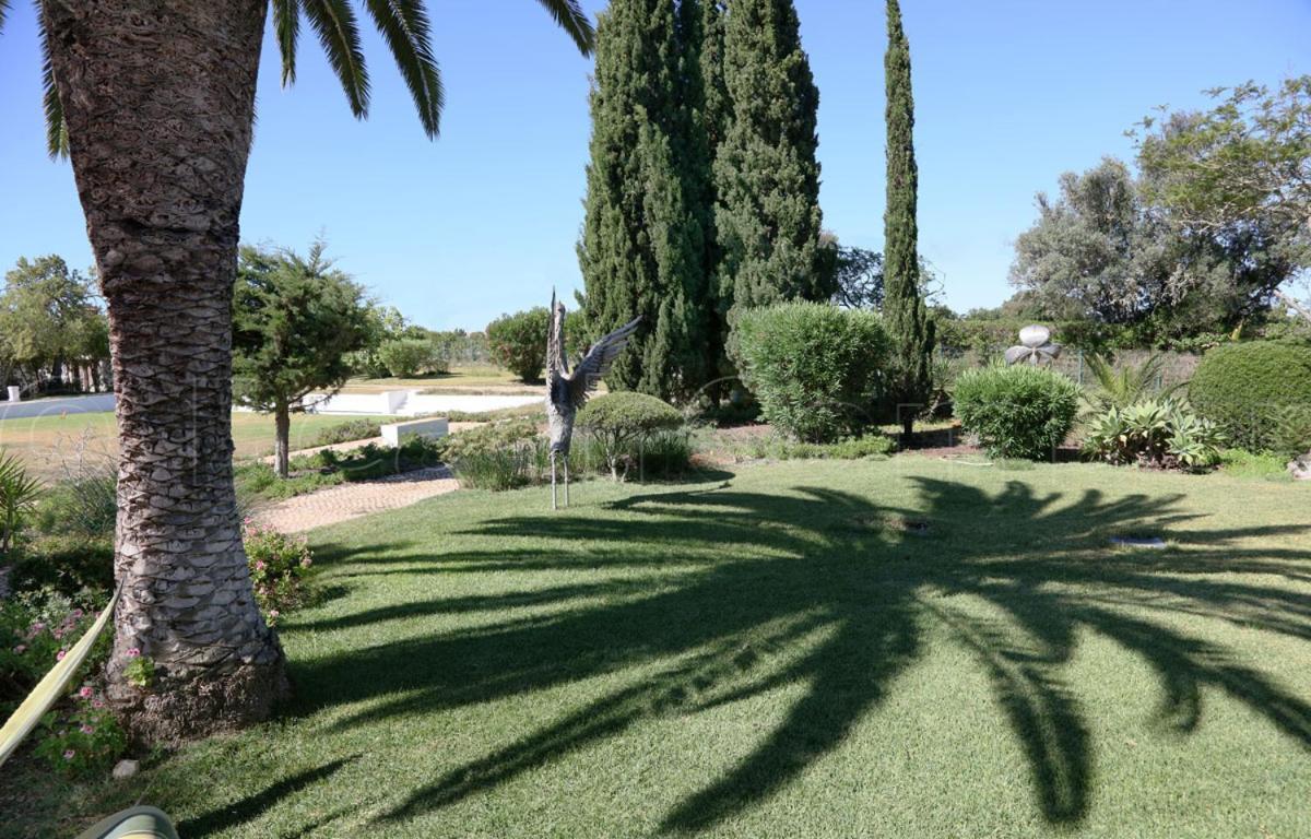 Casa Beachcomber Le Jardin Des Arts Лагос Екстериор снимка